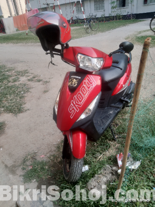 Runner scooty